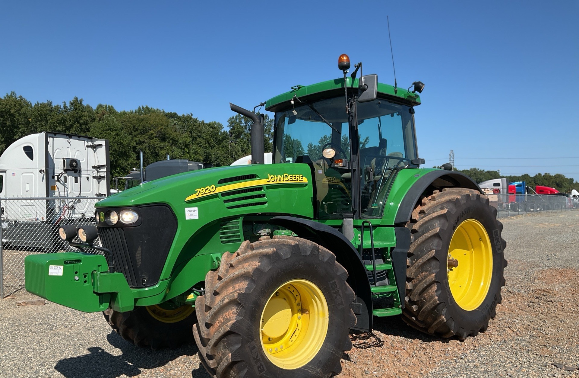2004 John Deere 7920 4WD Tractor for sale